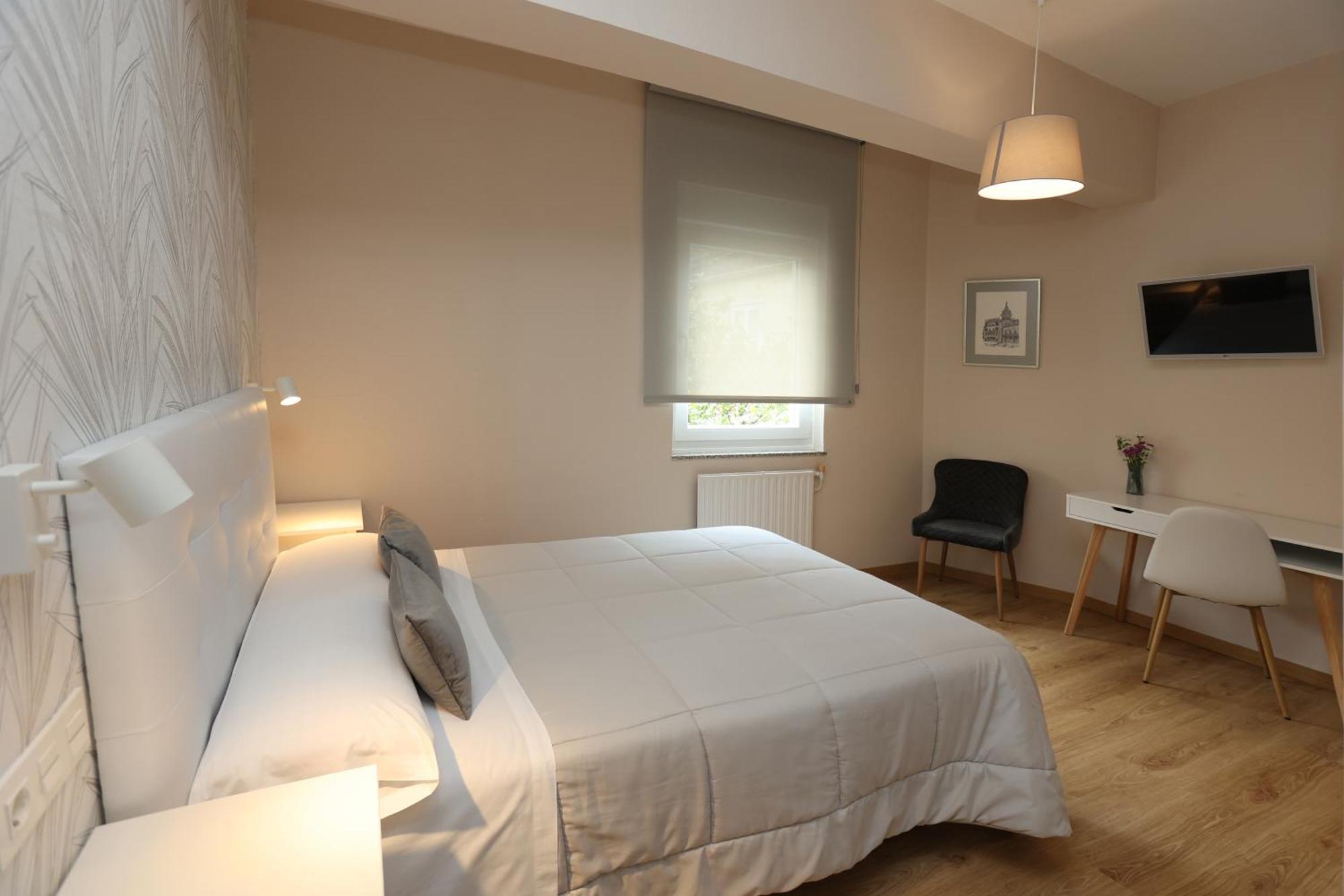 Hotel Ros Mary Ribadeo Esterno foto